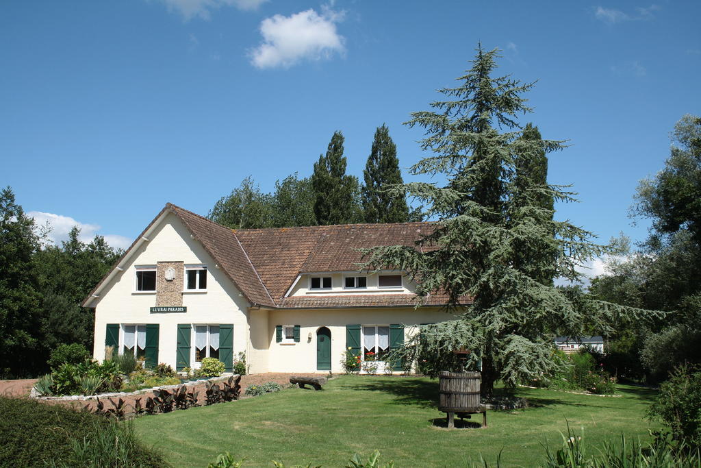 Estréboeuf Le Vrai Paradis Bed & Breakfast エクステリア 写真